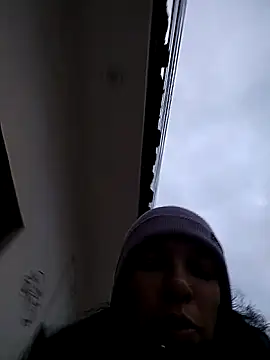 Snapshot of rebekka_simpson chatting on 04/14/26, 10:54 rebekka simpson online show from 04/14/26, 10:54