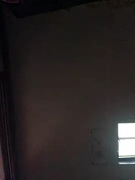 allissonw13 online show from 12/06/24, 03:22