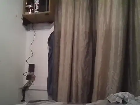 allissonw13 online show from 01/16/25, 09:27