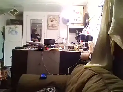 allissonw13 online show from 01/24/25, 09:06