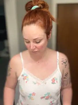 Snapshot of Blaze_Baby chatting on 03/17/26, 04:54 Blaze Baby online show from 03/17/26, 04:54