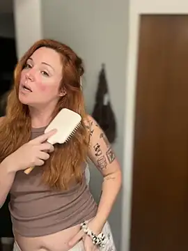 Snapshot of Blaze_Baby chatting on 03/31/26, 02:06 Blaze Baby online show from 03/31/26, 02:06