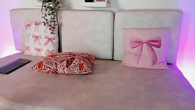 Malka Burning online show from 02/18/25, 02:38