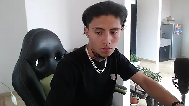 jay dimarco2 online show from 12/01/25, 03:39