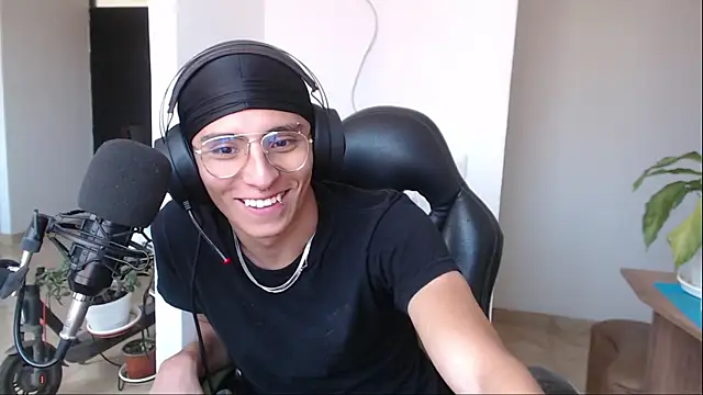 jay dimarco2 online show from 02/09/26, 05:28