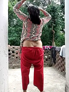 Snapshot of Hot-rubina chatting on 07/14/26, 10:54 Hot-rubina online show from 07/14/26, 10:54