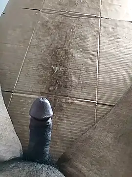 Snapshot of cenyon124 chatting on 01/06/26, 03:49 cenyon124 online show from 01/06/26, 03:49