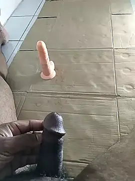 Snapshot of cenyon124 chatting on 01/09/26, 03:59 cenyon124 online show from 01/09/26, 03:59