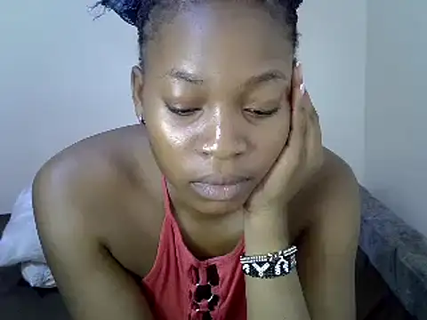 Snapshot of _Becky002 chatting on 02/19/25, 12:11  Becky002 online show from 02/19/25, 12:11