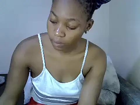 Snapshot of _Becky002 chatting on 02/24/25, 07:44  Becky002 online show from 02/24/25, 07:44