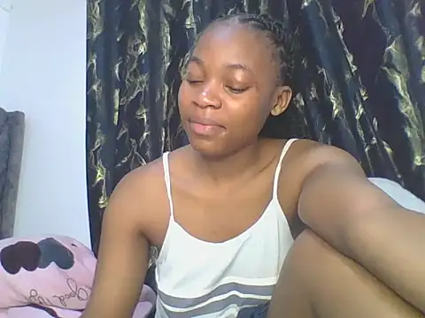 Snapshot of _Becky002 chatting on 09/24/25, 10:07  Becky002 online show from 09/24/25, 10:07
