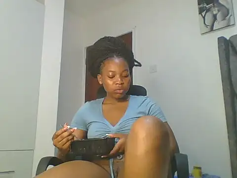  Becky002 online show from 05/17/26, 12:12