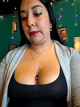 Snapshot of Bella_keny chatting on 06/06/26, 07:40 Bella keny online show from 06/06/26, 07:40