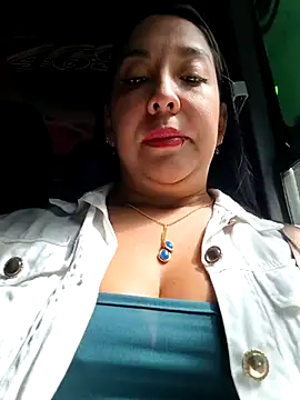 Snapshot of Bella_keny chatting on 06/19/26, 02:54 Bella keny online show from 06/19/26, 02:54