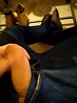 A man in public online show from 01/09/26, 12:41