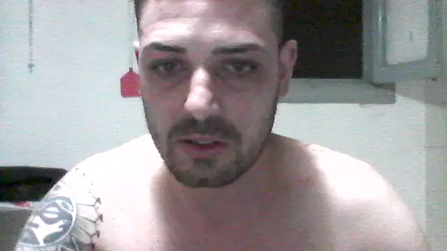 Snapshot of iltoscano95 chatting on 09/11/25, 07:58 iltoscano95 online show from 09/11/25, 07:58