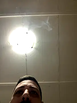 Snapshot of iltoscano95 chatting on 09/25/25, 06:33 iltoscano95 online show from 09/25/25, 06:33