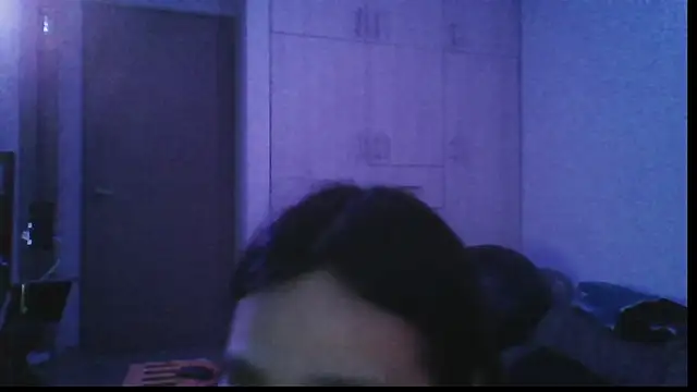 Snapshot of kinkstar5 chatting on 10/30/25, 05:42 kinkstar5 online show from 10/30/25, 05:42