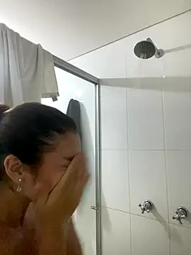 dakota le online show from 10/30/25, 02:13