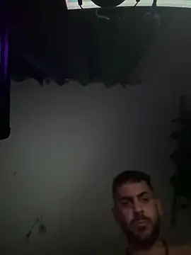 Snapshot of Antreas22 chatting on 10/26/25, 02:28 Antreas22 online show from 10/26/25, 02:28