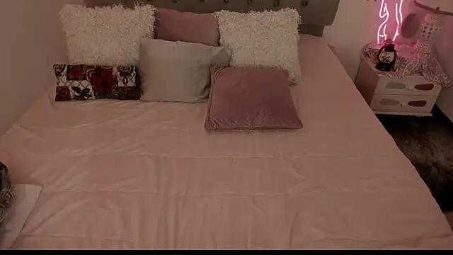 Snapshot of Lau_123x chatting on 01/07/25, 03:35 Lau 123x online show from 01/07/25, 03:35