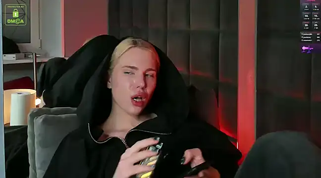 DanielPaige  online show from 12/28/24, 07:43