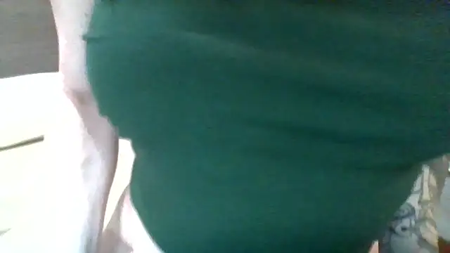 Genevieve143 online show from 12/23/25, 08:23