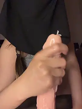 Snapshot of Jumanaa chatting on 04/12/26, 08:58 Jumanaa online show from 04/12/26, 08:58