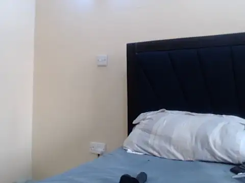 island girls22 online show from 02/14/26, 10:01