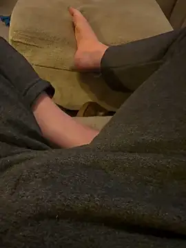 Snapshot of Feettlover69 chatting on 03/02/26, 08:48 Feettlover69 online show from 03/02/26, 08:48