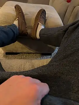 Feettlover69 online show from 06/10/26, 07:46