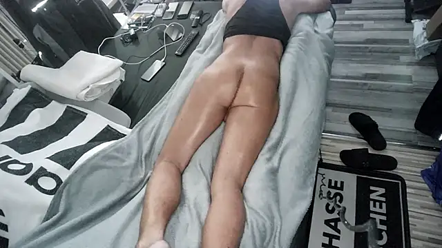 only1po online show from 12/15/25, 07:51