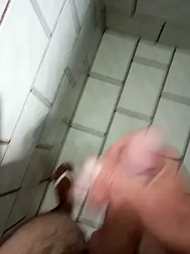 Snapshot of Din0071 chatting on 12/03/24, 02:03 Din0071 online show from 12/03/24, 02:03