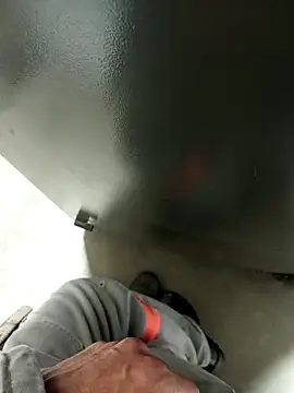 Snapshot of Din0071 chatting on 12/10/24, 11:08 Din0071 online show from 12/10/24, 11:08