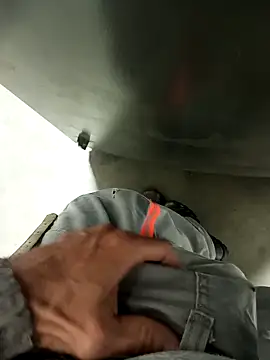 Snapshot of Din0071 chatting on 01/23/25, 11:26 Din0071 online show from 01/23/25, 11:26