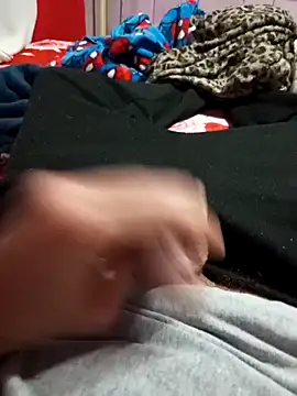 Snapshot of Din0071 chatting on 09/23/25, 08:06 Din0071 online show from 09/23/25, 08:06