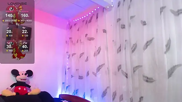 Snapshot of tania_060101 chatting on 03/21/25, 09:45 tania 060101 online show from 03/21/25, 09:45