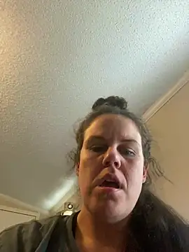 velvetta  online show from 12/28/24, 08:36