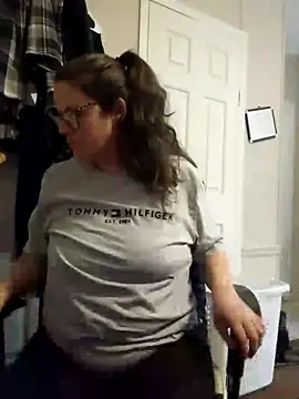 velvetta  online show from 03/07/25, 04:24