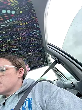 velvetta  online show from 09/17/25, 07:26