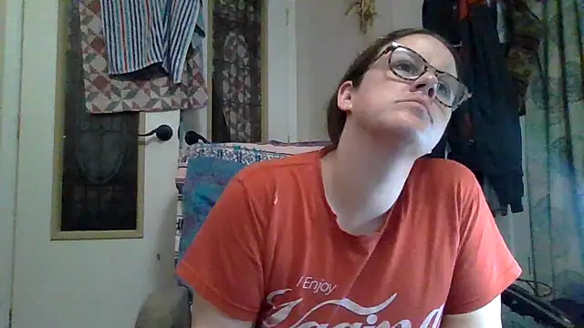 velvetta  online show from 10/13/25, 07:41