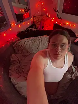 velvetta  online show from 10/27/25, 08:29