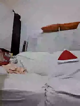 josehot151515 online show from 01/05/25, 04:04