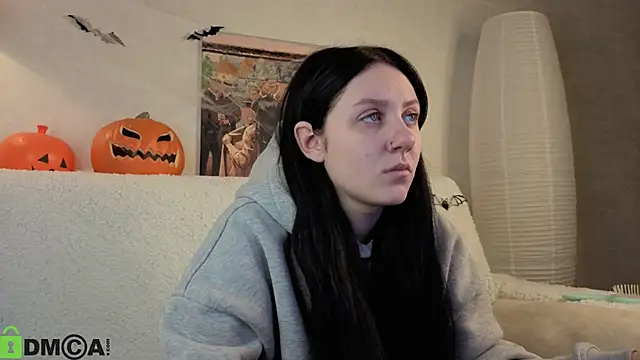 Kvetachka online show from 10/29/25, 01:08