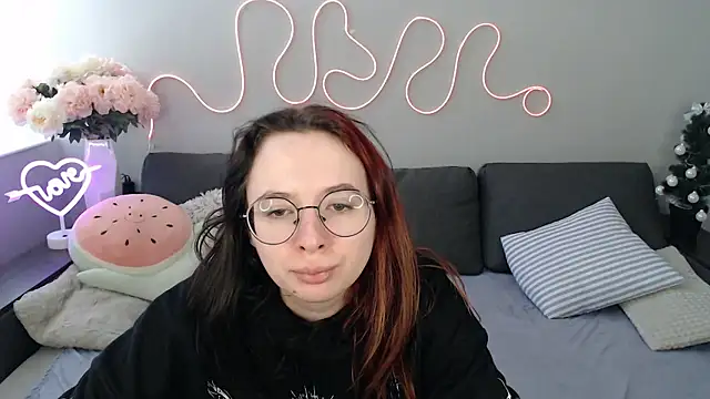 Mini Diva online show from 01/17/26, 09:14