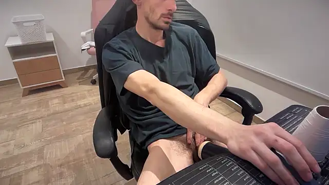 nicolaaaaas online show from 09/09/25, 08:25