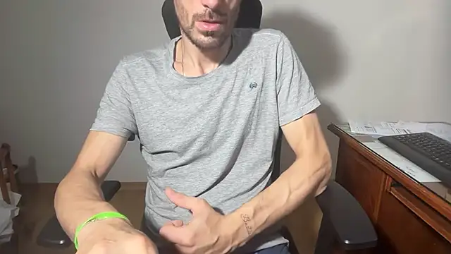 nicolaaaaas online show from 03/15/26, 10:43