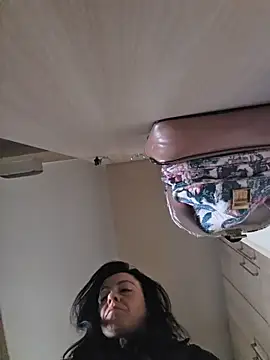 lovewildguy1 online show from 04/09/26, 07:03