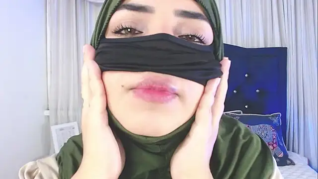 Snapshot of Uzra_hayed chatting on 12/01/25, 10:59 Uzra hayed online show from 12/01/25, 10:59