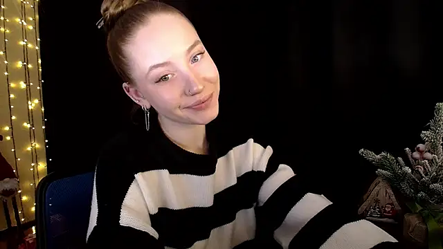 Snapshot of SindiWatsoon chatting on 01/07/26, 01:02 SindiWatsoon online show from 01/07/26, 01:02